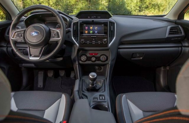 2020 Subaru Crosstrek interior