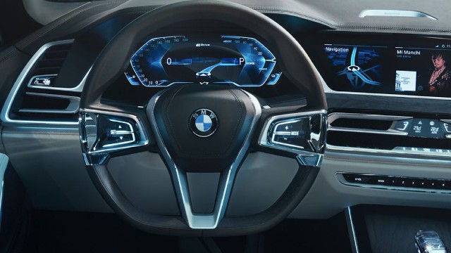 2021 BMW X8 interior