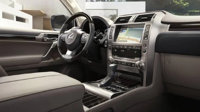 2022 Lexus GX460 interior