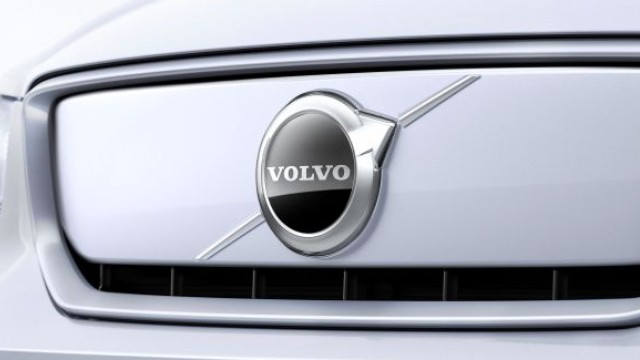 2022 Volvo XC100 release date