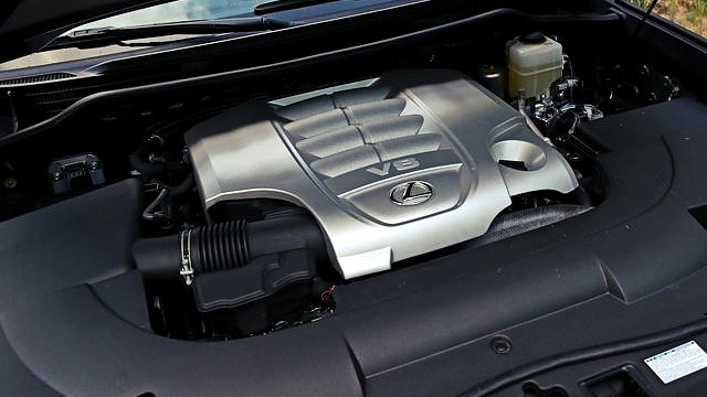 2022 Lexus LX engine