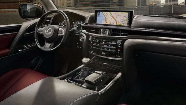 2022 Lexus LX 570 interior