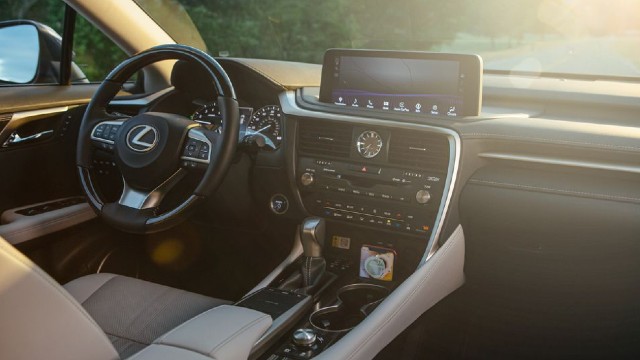 2022 Lexus RX 350 interior