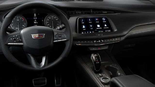 2022 Cadillac XT4 interior