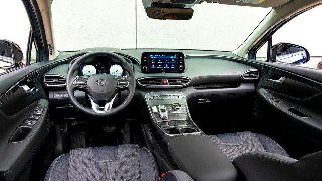 2023 Hyundai Santa Fe interior