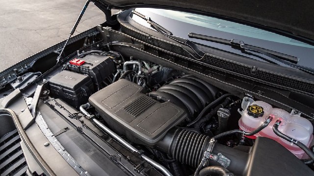 2023 Cadillac Escalade engine