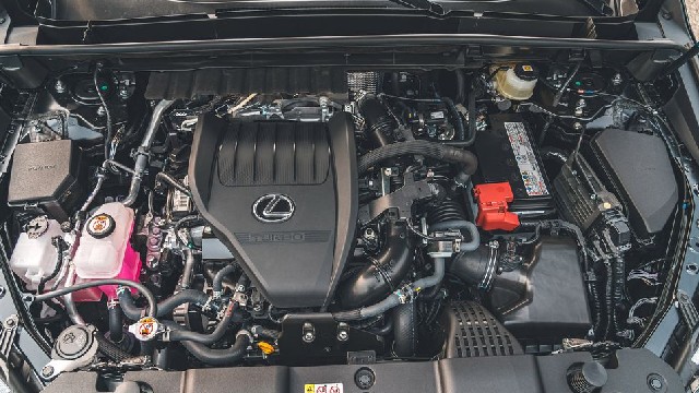 2023 Lexus NX 350 engine